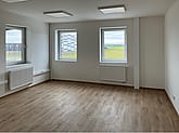 wärmegedämmte lagerhalle mit Büros