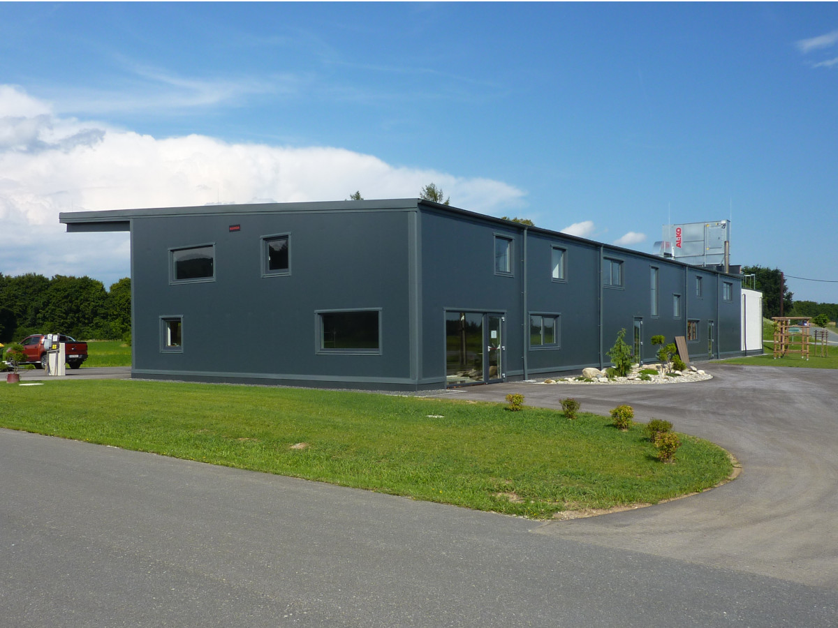 Tischlerei mit Büro, LANG - Borga