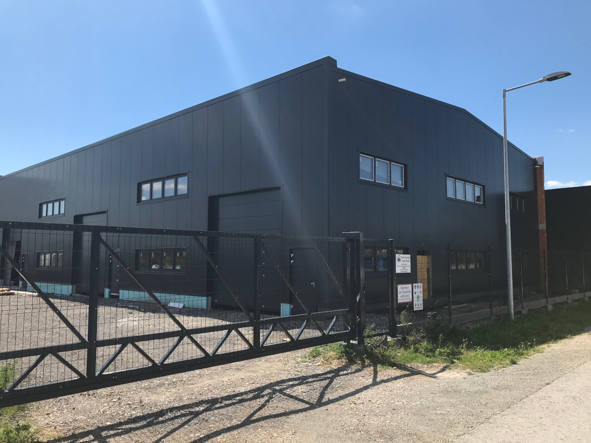 Wärmegedämmte Lagerhalle mit angebautem Büro, Unterwaltersdorf - Borga